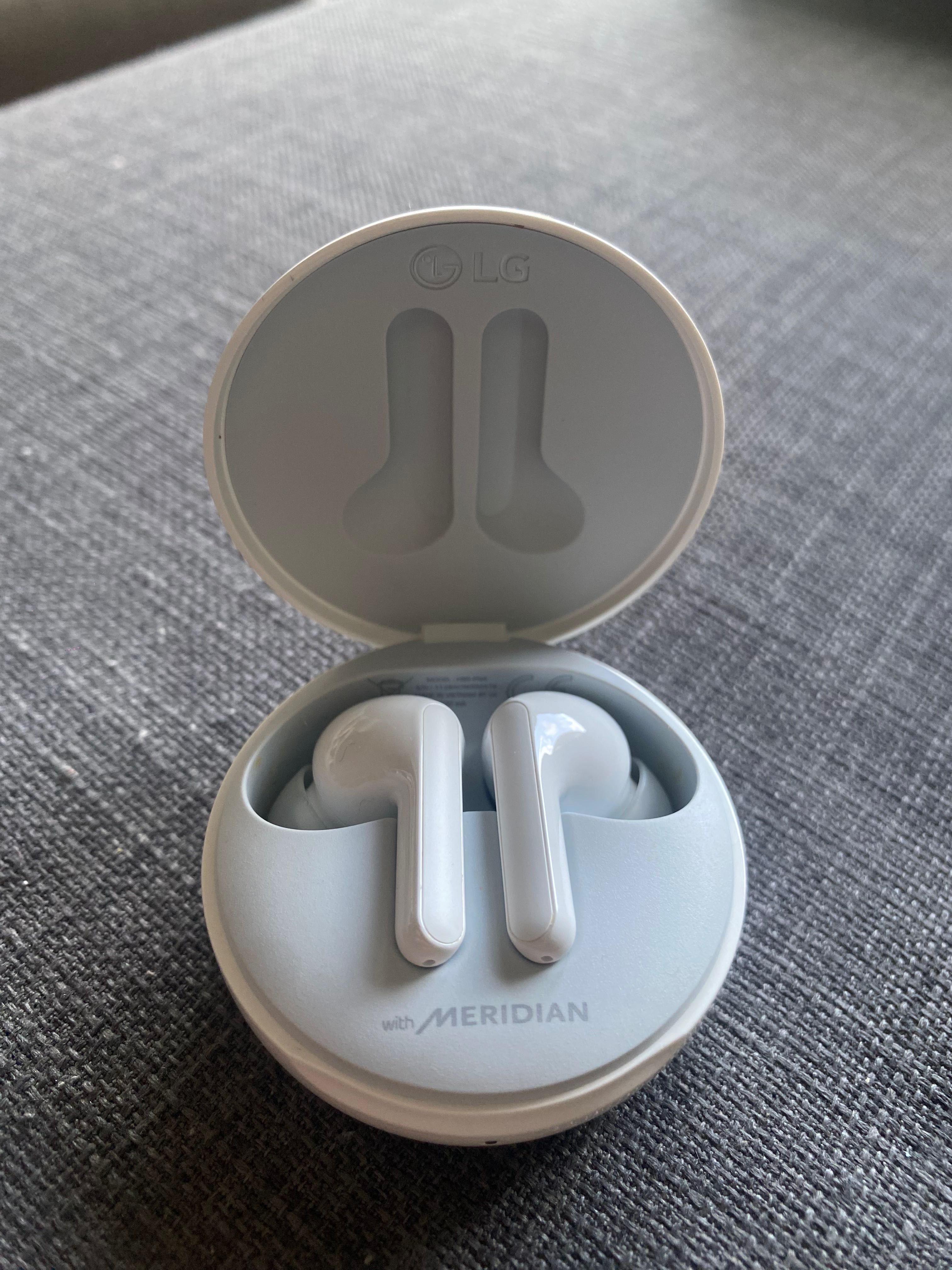 Auriculares LG TONE with Meridian