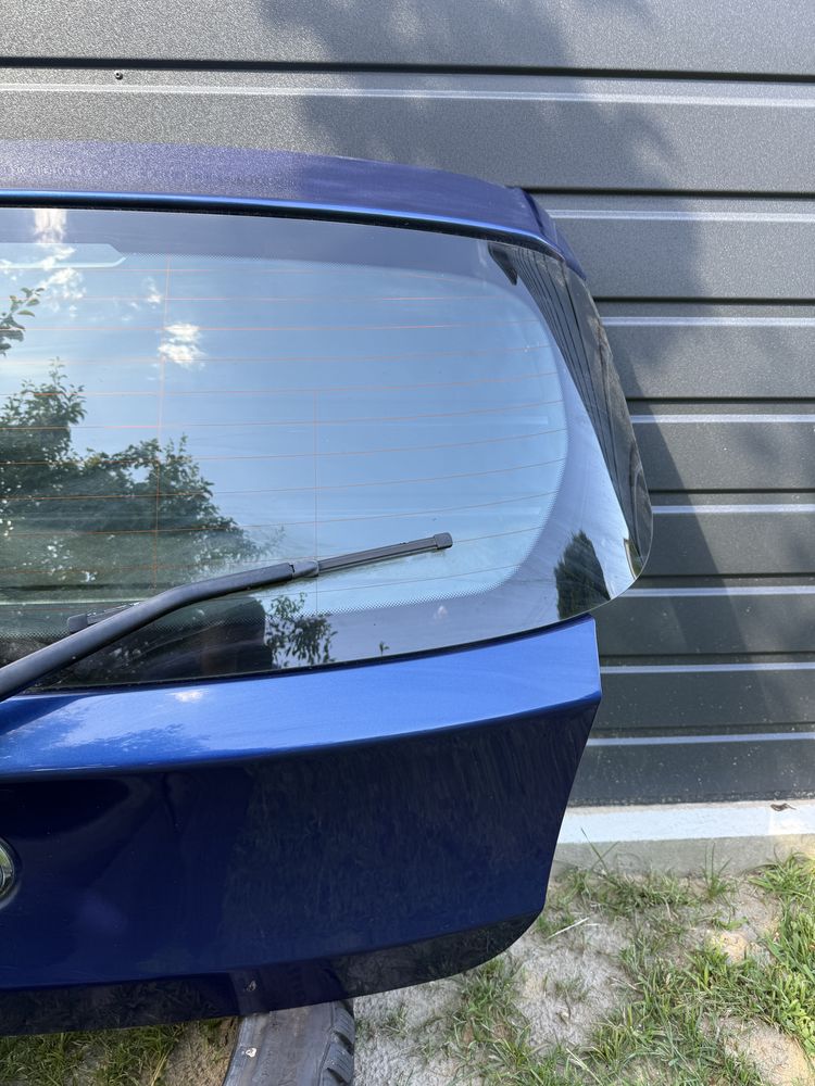 Bmw e81 e87 klapa tyl LE MANS BLUE
