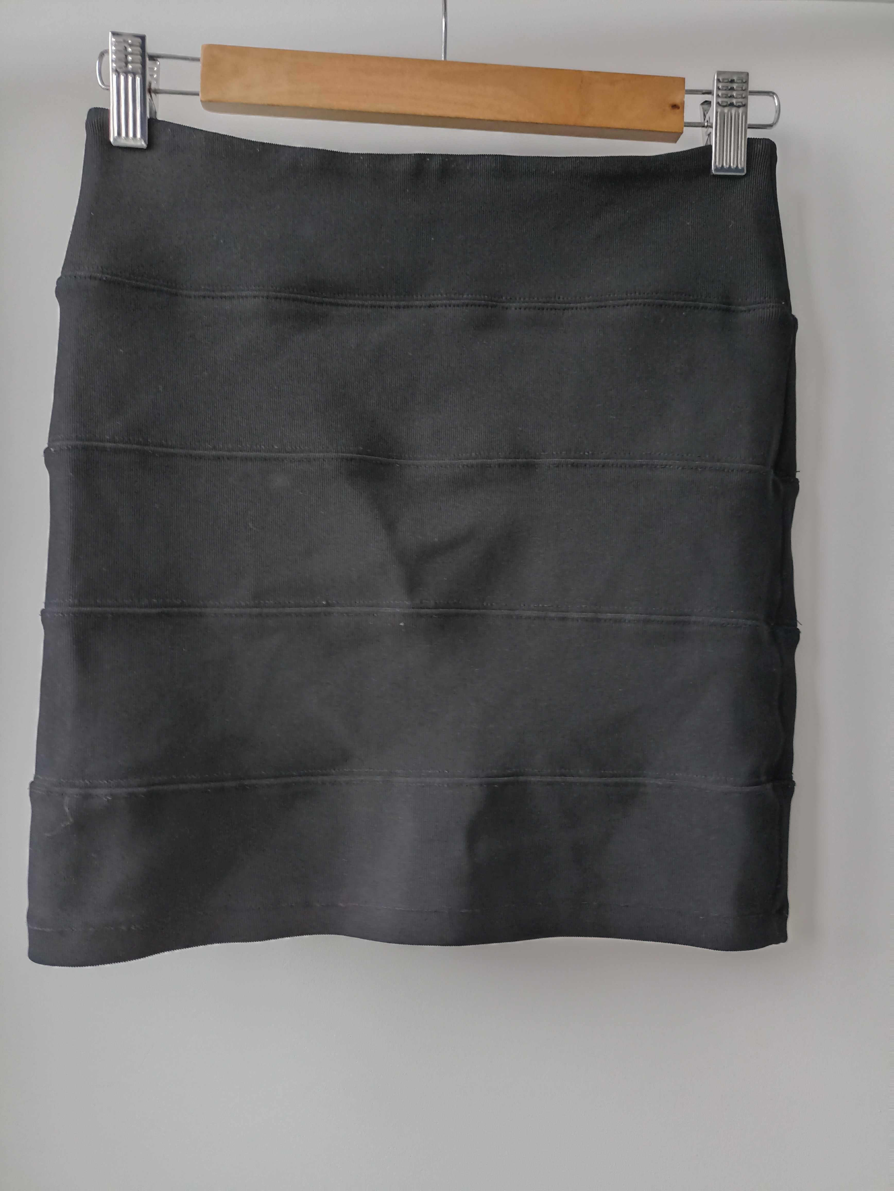 Czarna obcisła spódniczka mini Topshop 38 M