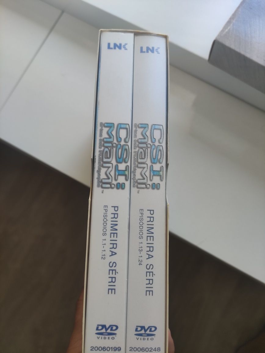 DVD's CSI Las Vegas e Miami