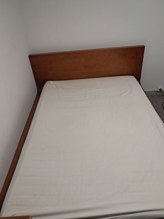 Cama casal madeira