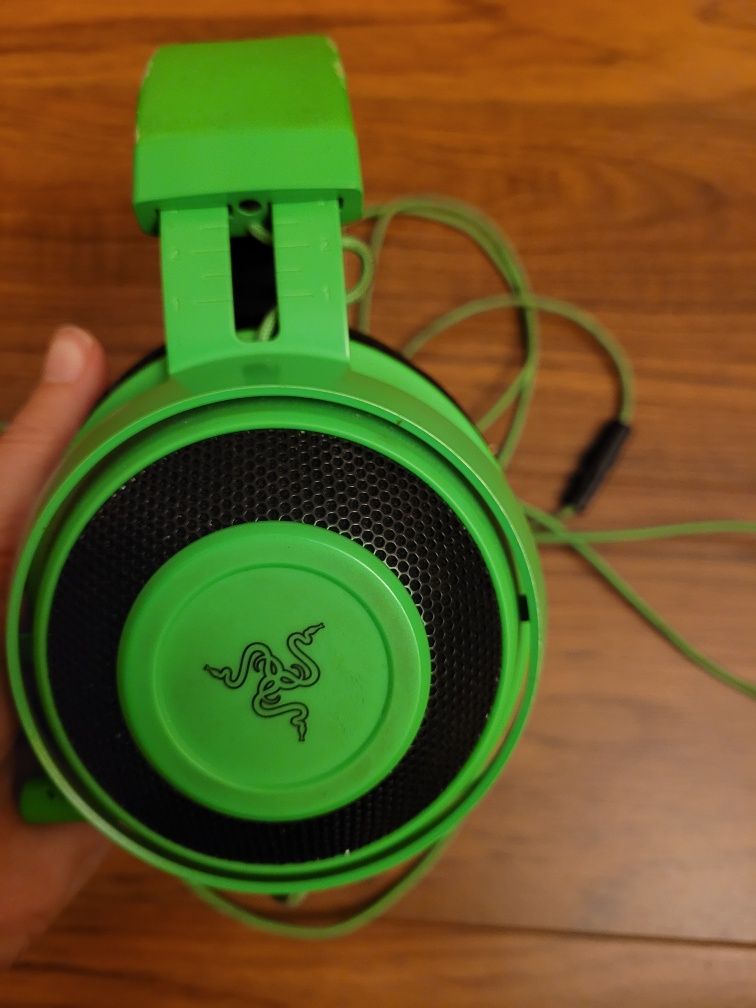 Słuchawki Razer uszkodzone
