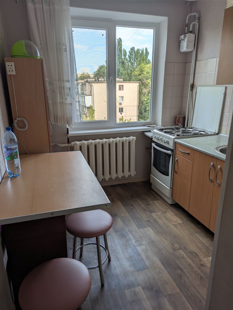 Сдам 2-комнатную долгосрочно