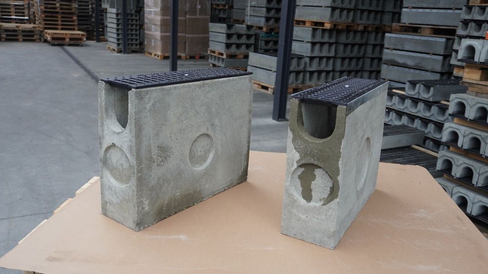 Odwodnienie drenaż kratka korytko ruszt C250 14cmx12,5cm do 25Ton C45