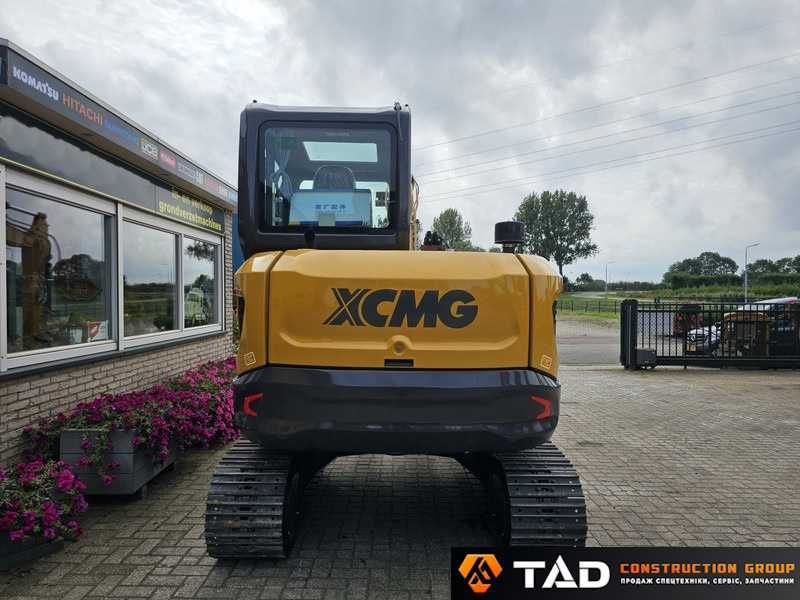 Міні-екскаватор XCMG XE60GA