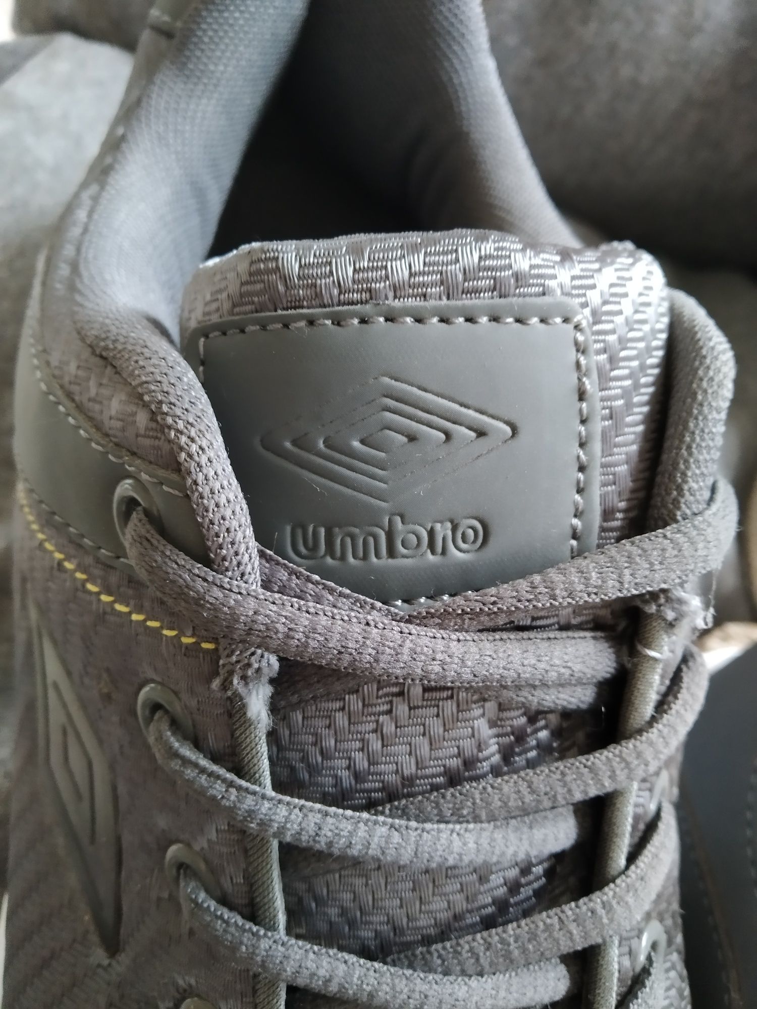 Buty sportowe męskie 44 Umbro