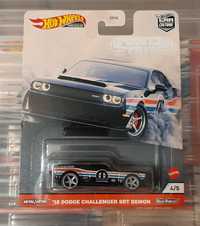 Hot wheels Premium Dodge Challenger SRT Demon