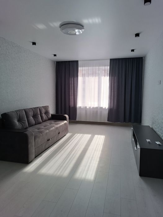 Оренда 2к квартири на Виставці. Перша здача