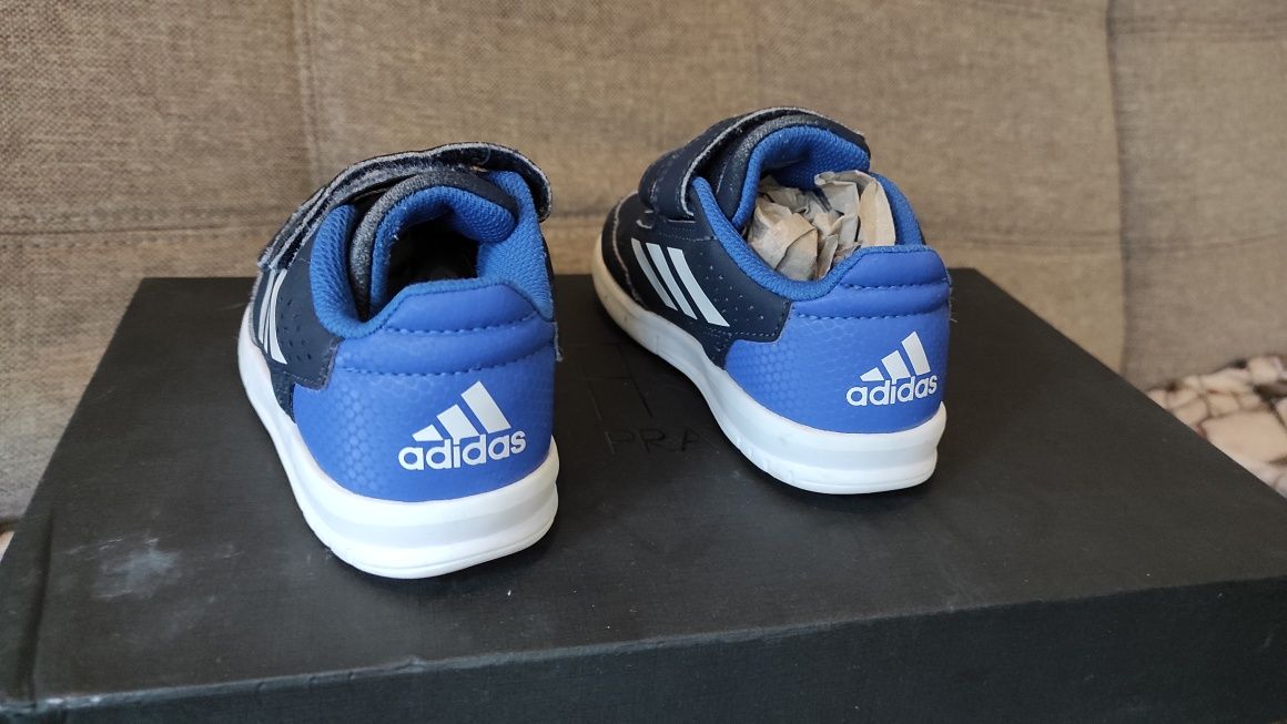 Buty Adidas rozmiar 24