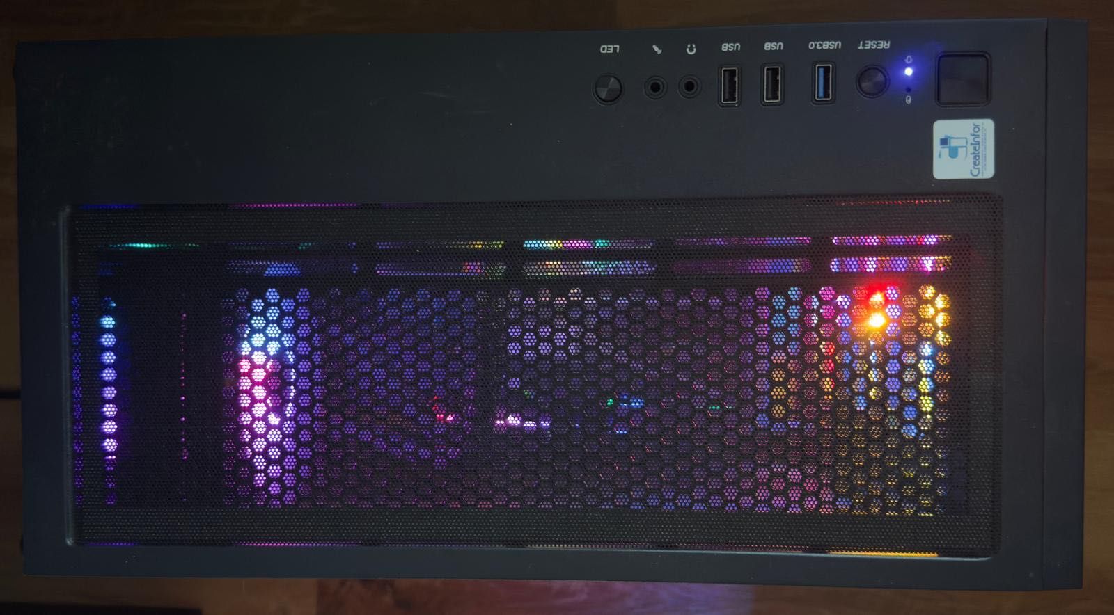 Vendo pc gaming.
