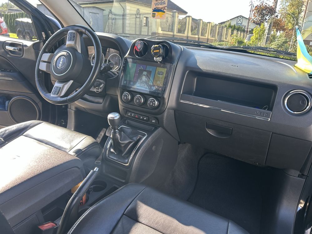 Продам Jeep Compass 2011 року 2.2 CRD MT