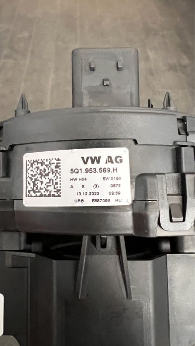 Підрульові перемикачі на Фольксваген Тігуан (Volkswagen Tiguan)