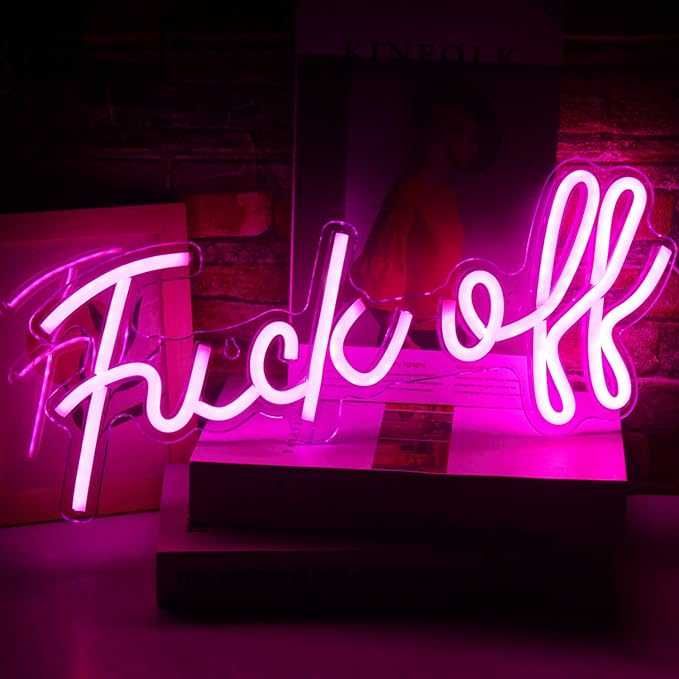 Nowy neon napis.