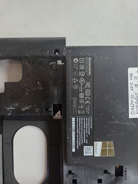 Sprzedam dolną obudowę do laptopa Lenovo G70-80