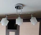 Продам люстру у гарному стані