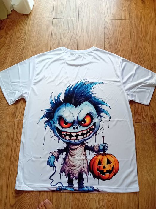 T-shirt podkoszulek z nadrukiem