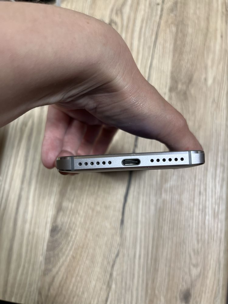 Leeco Le 2 Silver X520 3/32 Гб