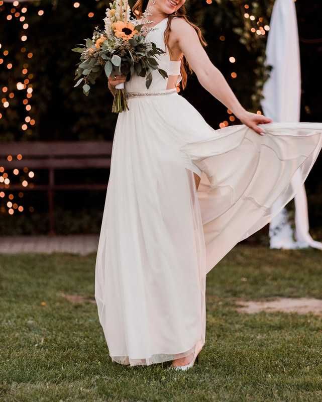 Suknia ślubna zmysłowa kobieca boho klasyczna rustykalnym tiul