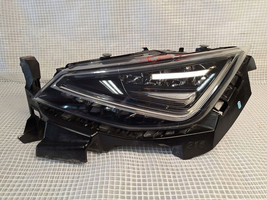 lampa przod przednia lewa  seat arona full led 6f1  ibiza V EUROPA demont