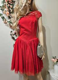 Piękna Nowa czerwona suknia księżniczka S