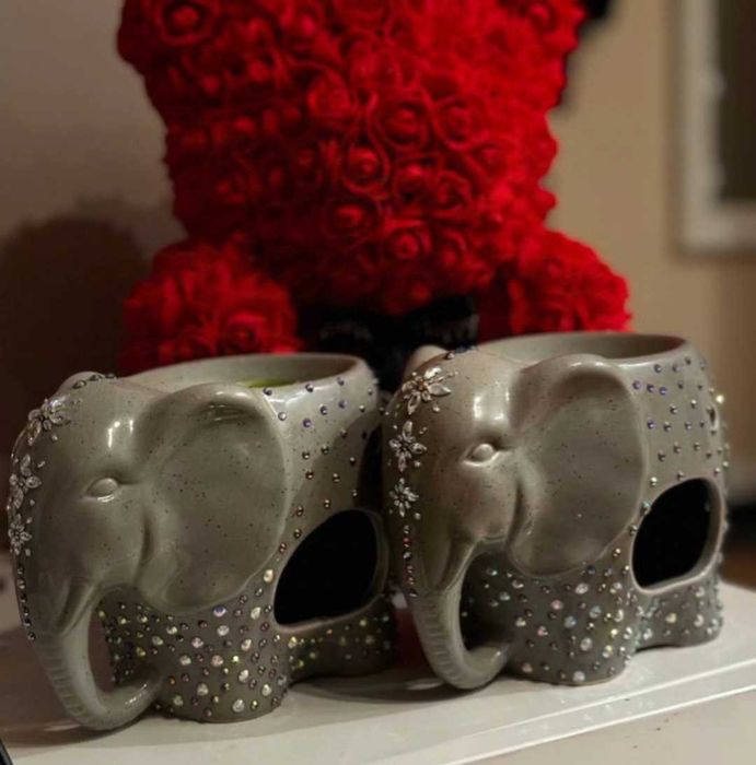 Świecznik w kształcie słonia z kryształkami