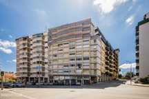 Loja Avenida Marquês De Pombal / Leiria