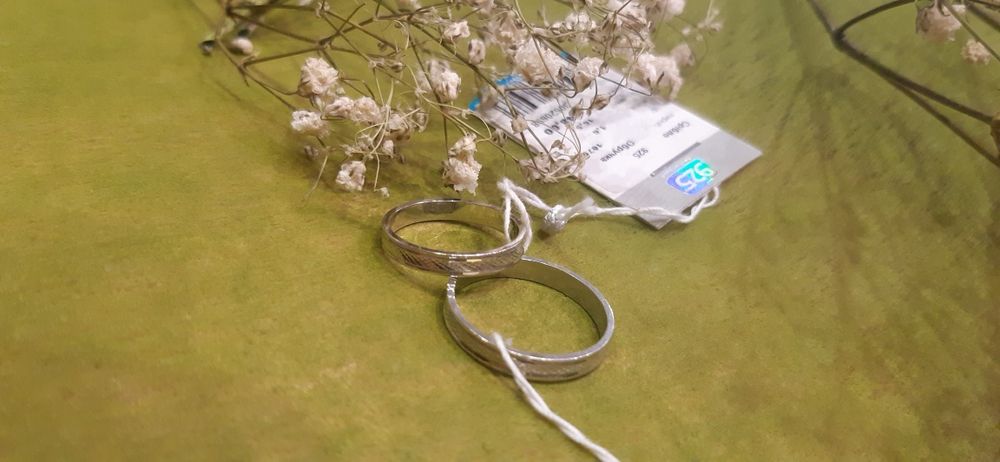 Продам обручку зі срібла