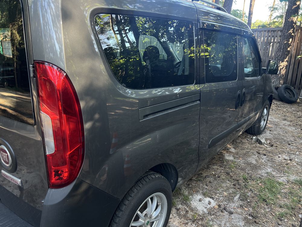 Терміново продам Fiat Doblo MAXI 2019 р.в. 1.4L бензин-газ