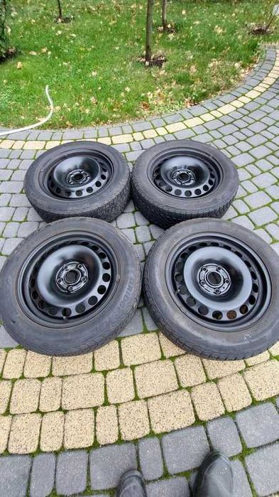 4x Bridgestone Blizzak LM32 ZIMA 205/55 R16 + felgi stalowe 5x112 VW