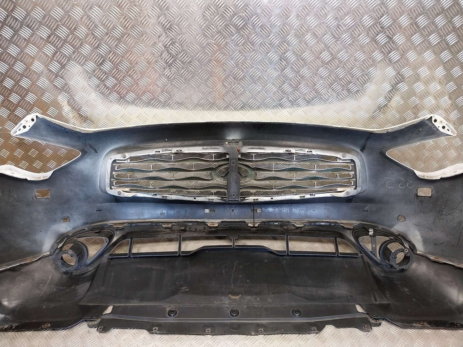 Infiniti fx2 fx35 zderzak przód