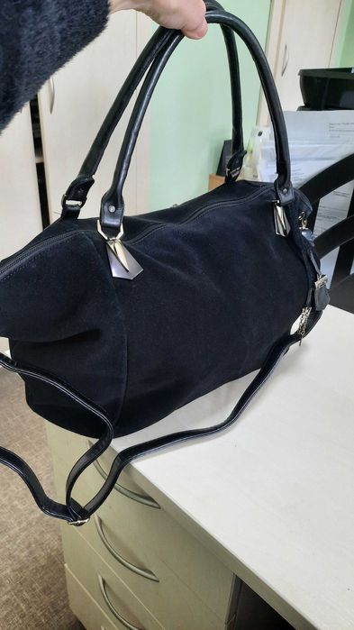 Продам  велику сумку з натуральної замши