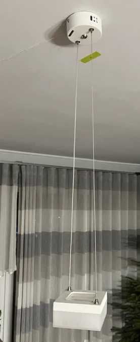 Pojedyncza wisząca lampa LED
