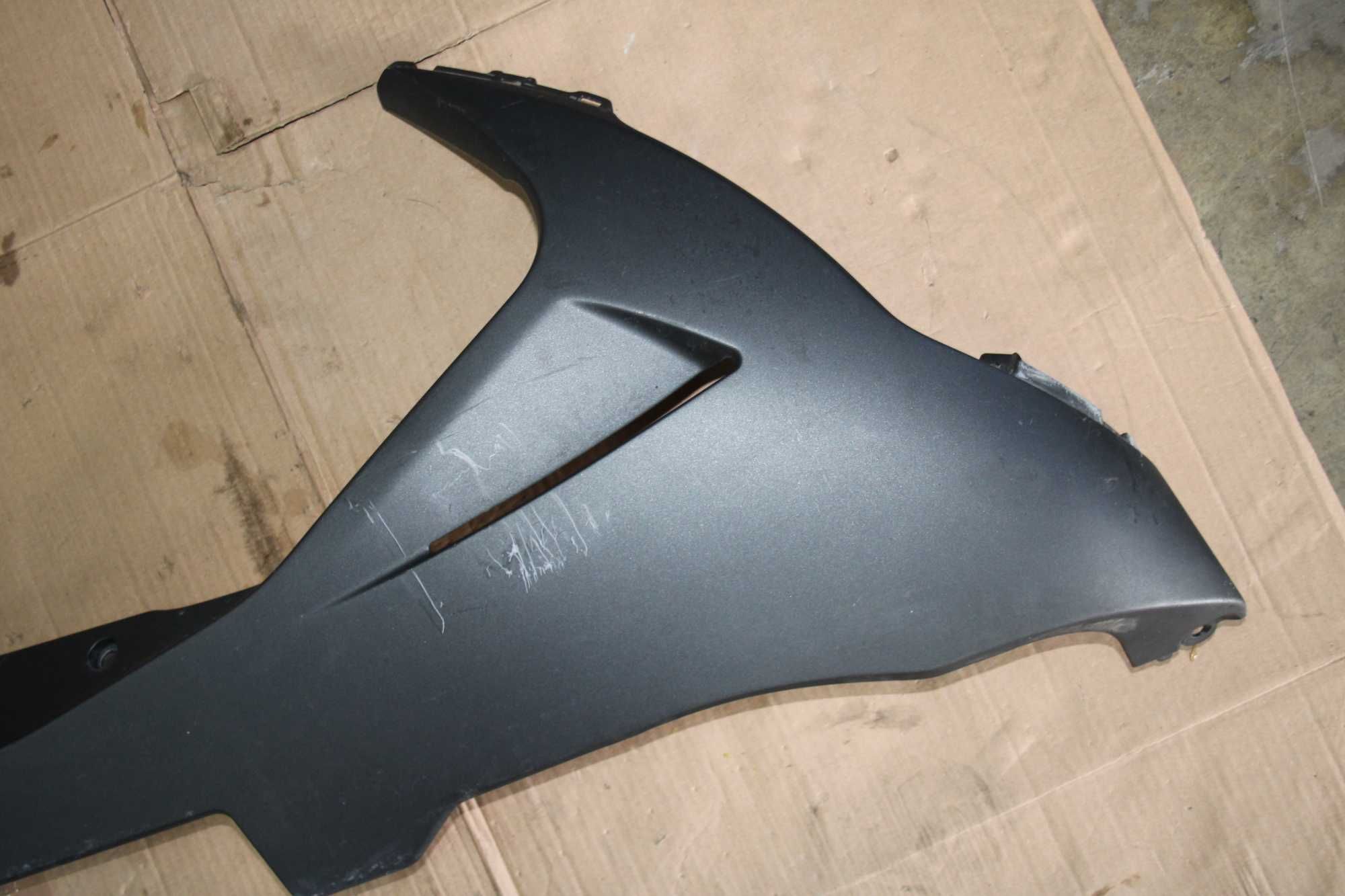 Prawy Pług Owiewka OEM Suzuki Gsxr 600 L1-L6 11-17 , 750