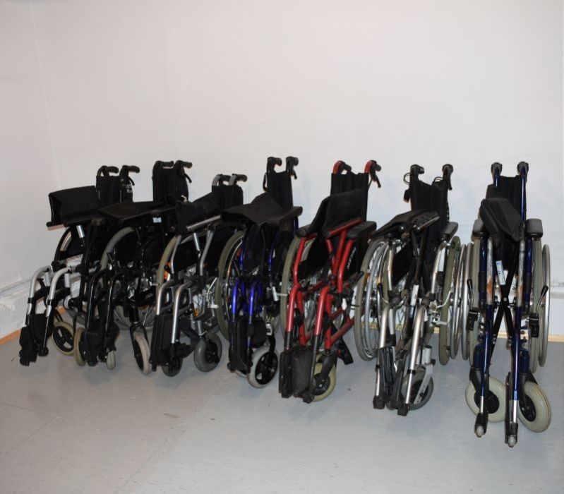 Wózek inwalidzki standardowy używany.