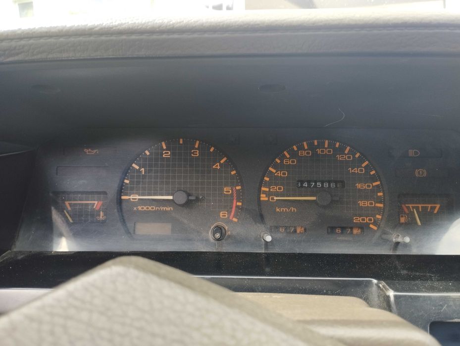 Продаю Ніссан Блюбірд