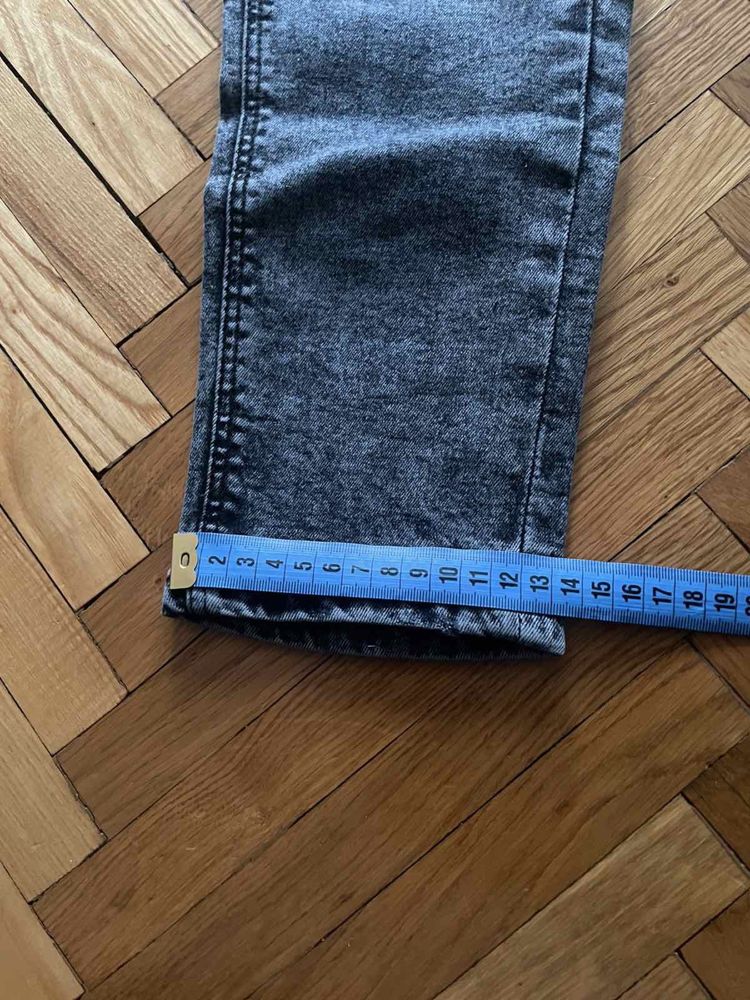 Джинси Bershka розмір 32