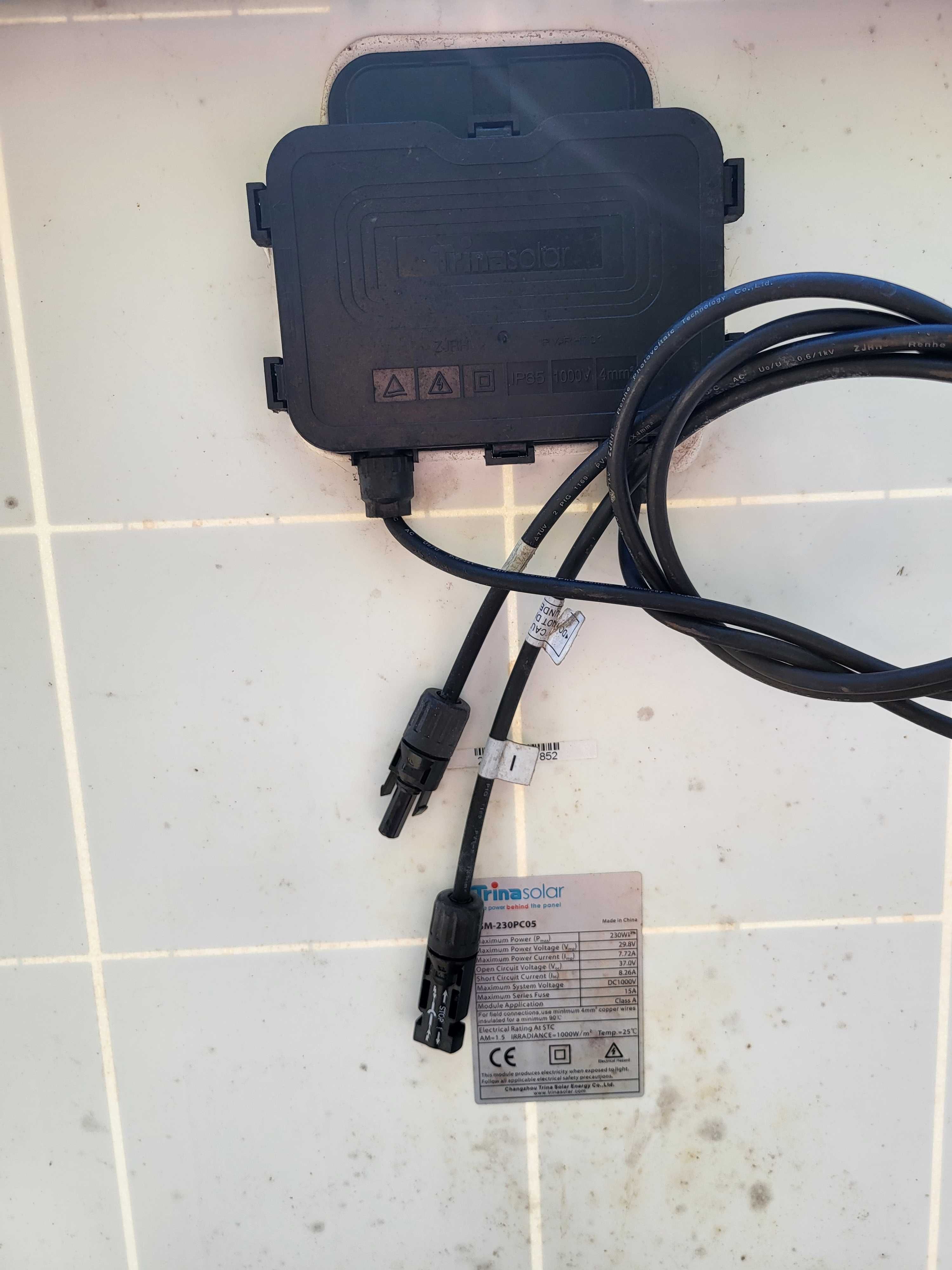 Używane Sprawne panele fotowotaiczne Trina Solar 235 W Tarnów