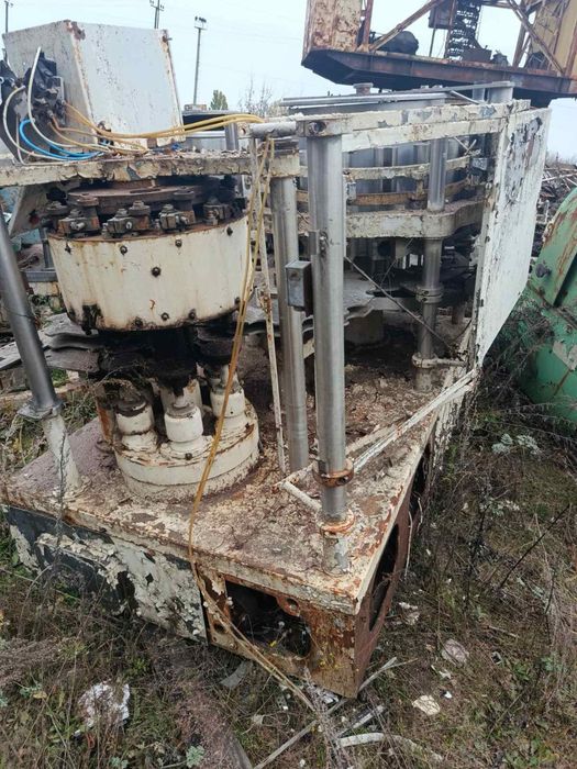 Обладнання для харчової промисловості. Закаточні машини