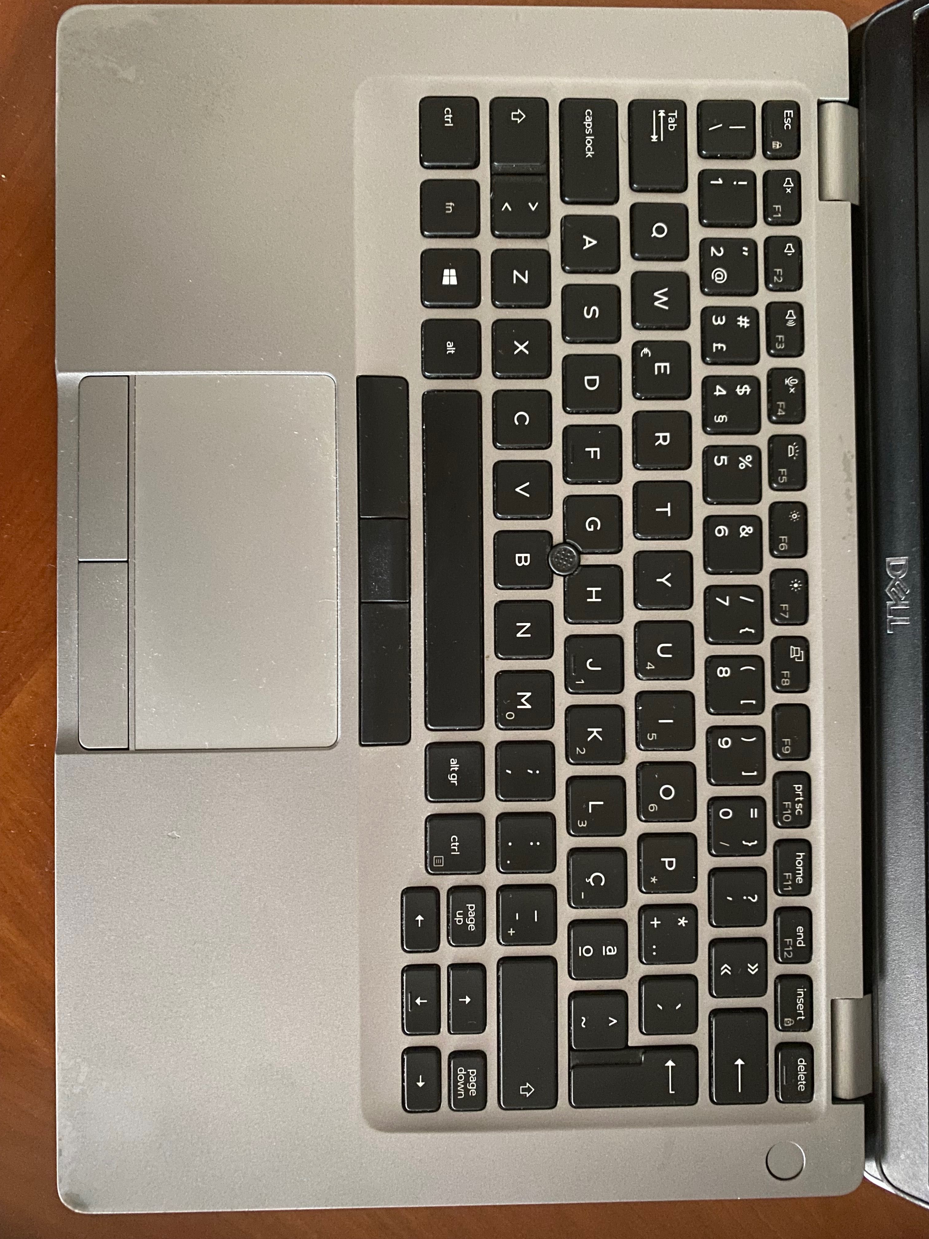 Dell Latitude 5410 - Intel Core I7, 8GB RAM, 512GB SSD