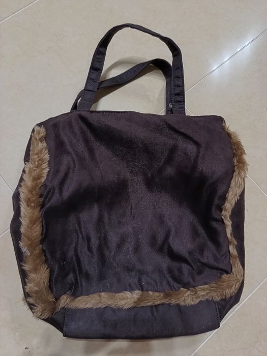 Brązowa torebka do ręki