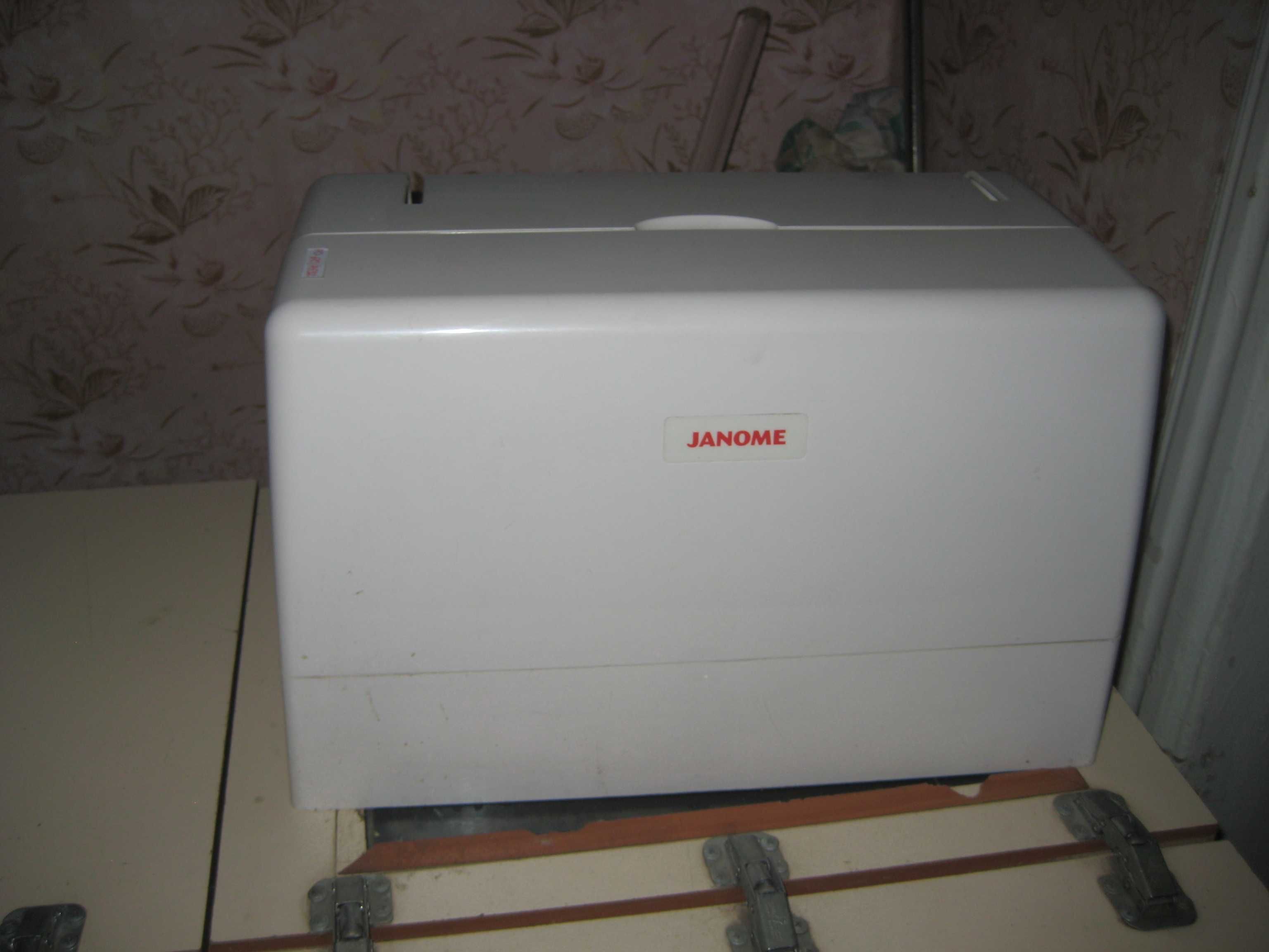 Вышивальная машина  JANOME-350