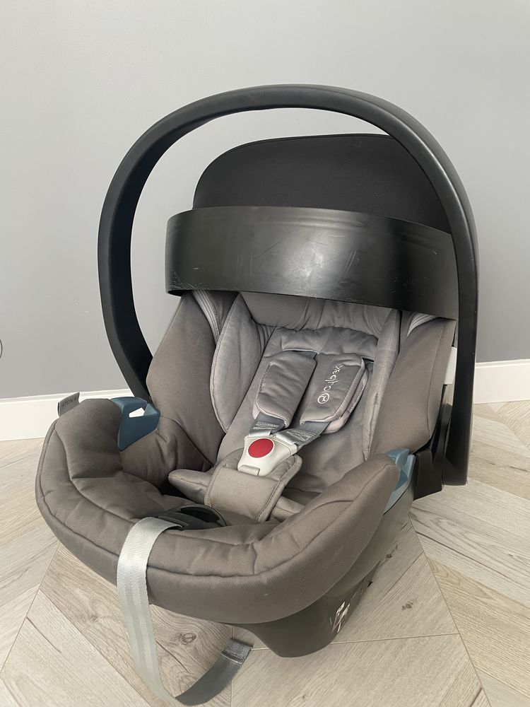 Fotelik Cybex atom 4