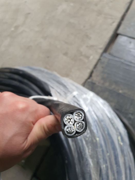 Кабель аввг 4х16 новий