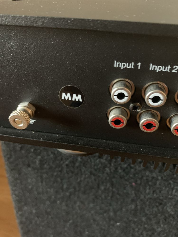 Amplificador Rega Elicit