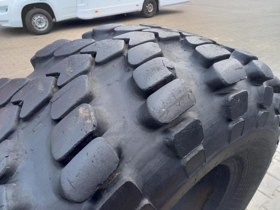 Opona używana rolnicza 1300x530x533; 530/70-21 KAMA 1400zł W4665