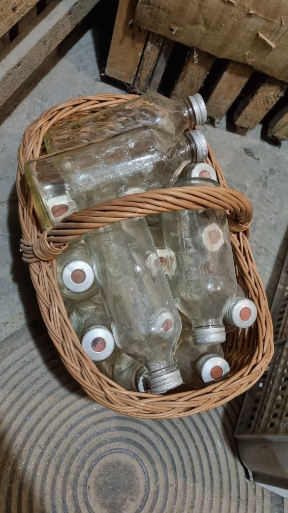 Butelki szklane na przetwory / mleko