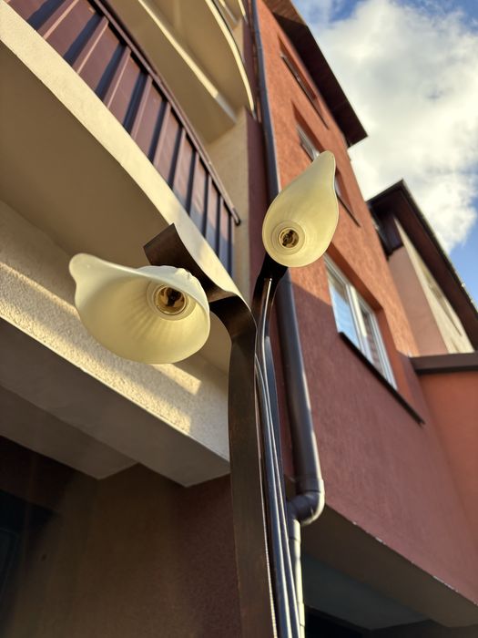 Lampa stojąca w sytulu retro