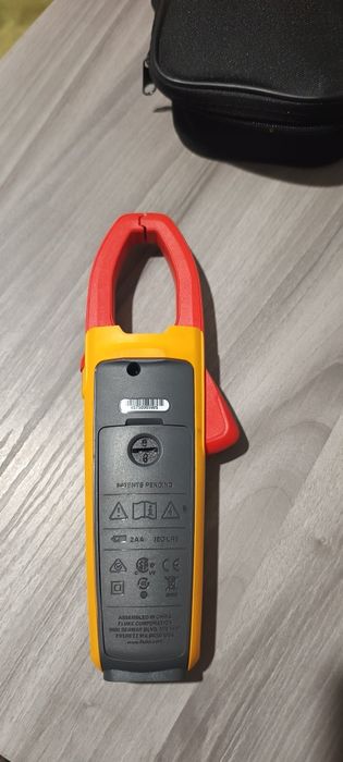 Струмові кліщі мультиметр Fluke 376