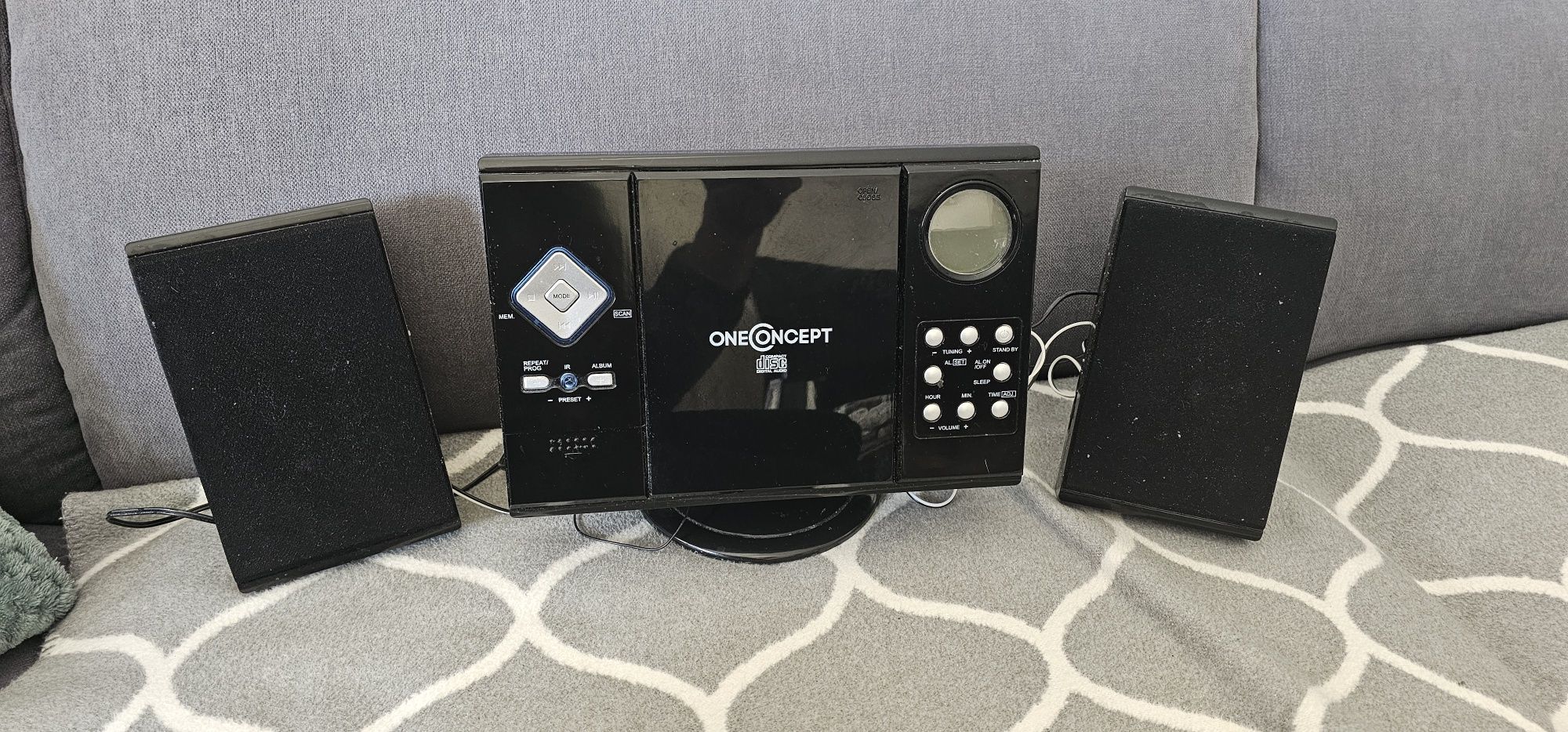 Wieża stereo OneConcept V-12-BT
