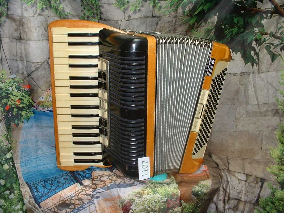 Acordeão Avenda R, .1107